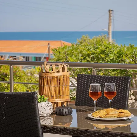 Neso - Peter's Flat Steps To With Great Views * Kolymbari