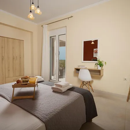 Apartment Neso - Peter's Flat Steps To With Great Views Kolymbari