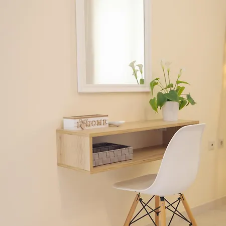 Apartment Neso - Peter's Flat Steps To With Great Views *